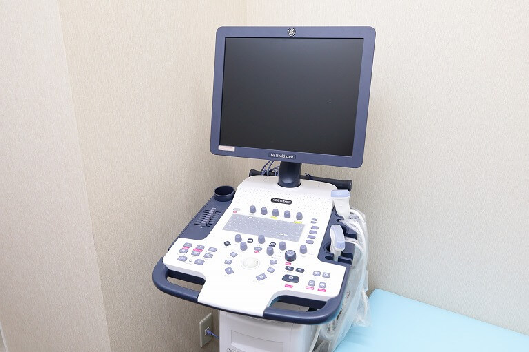 診察室・超音波診断装置